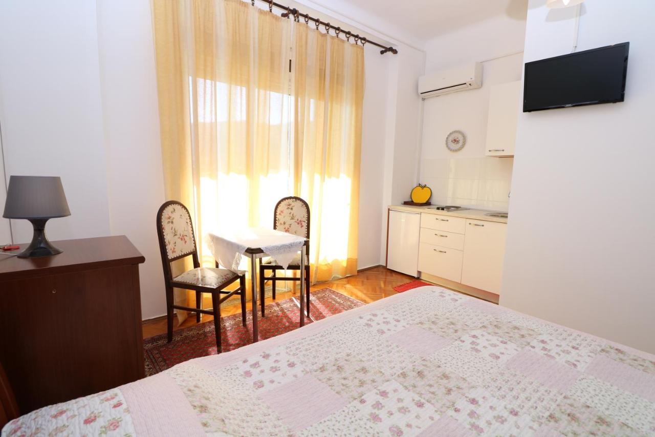Studio Apartments Cavrak With Terrace Башка Экстерьер фото