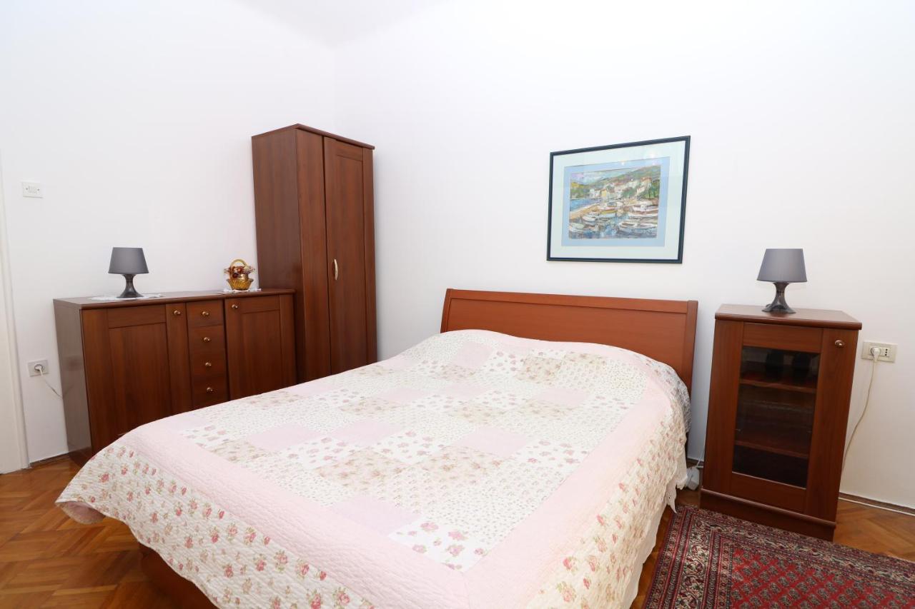 Studio Apartments Cavrak With Terrace Башка Экстерьер фото