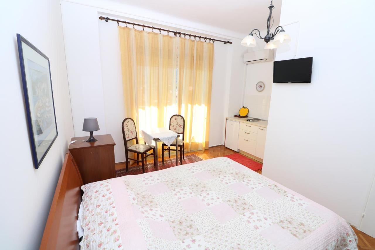 Studio Apartments Cavrak With Terrace Башка Экстерьер фото