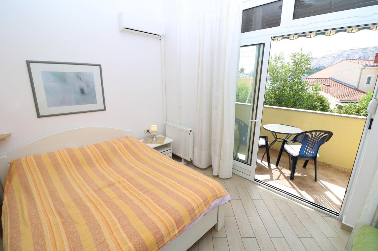 Studio Apartments Cavrak With Terrace Башка Экстерьер фото