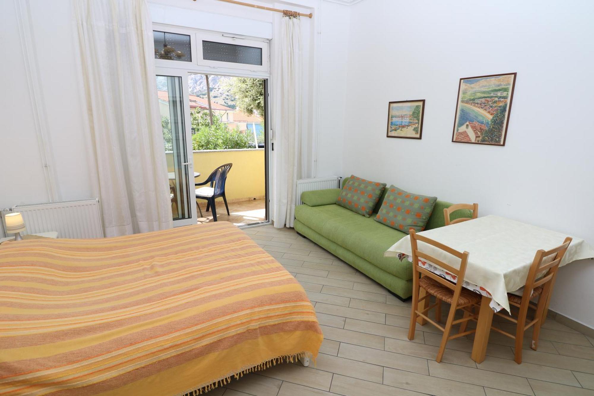 Studio Apartments Cavrak With Terrace Башка Номер фото