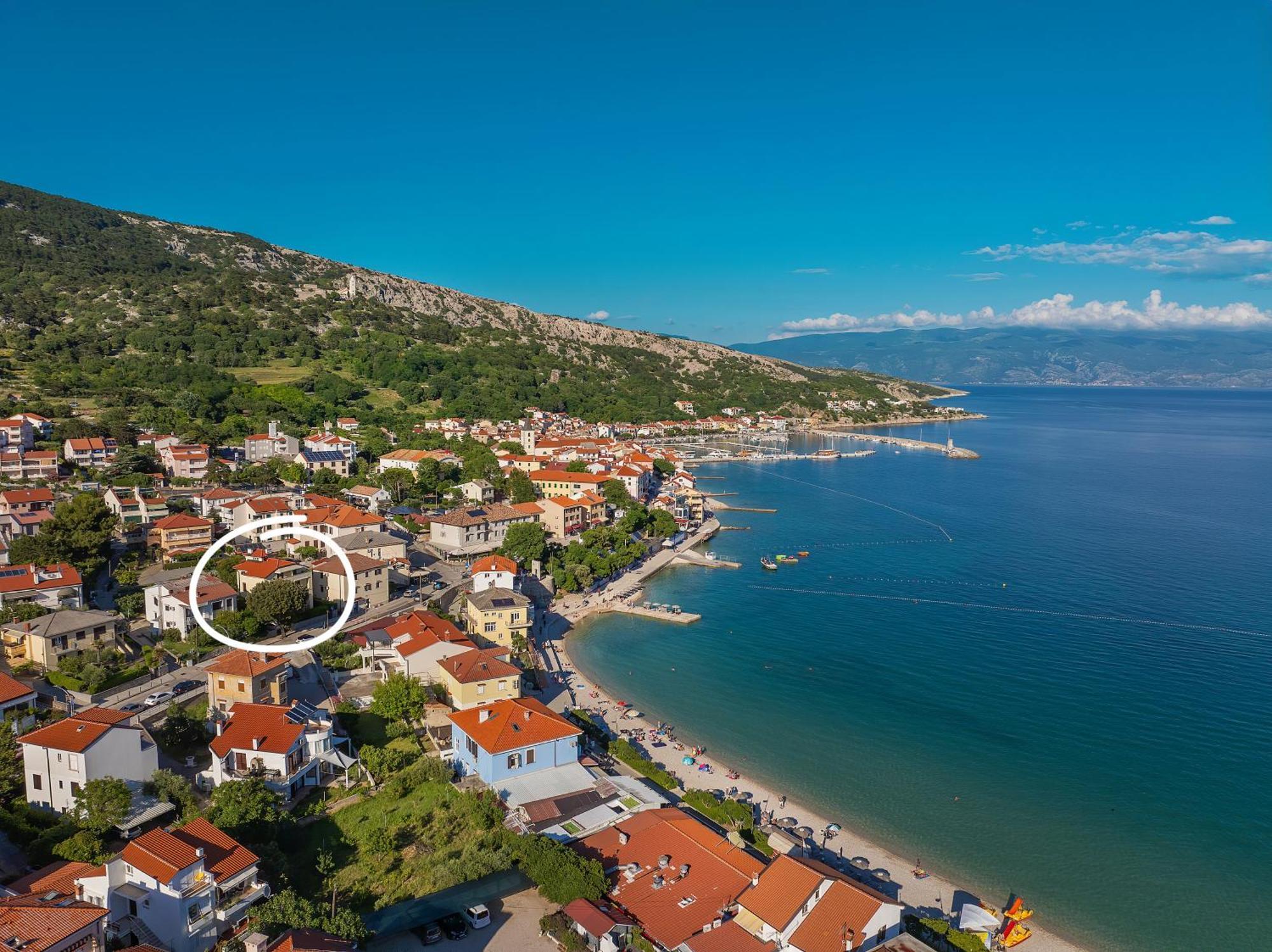 Studio Apartments Cavrak With Terrace Башка Экстерьер фото